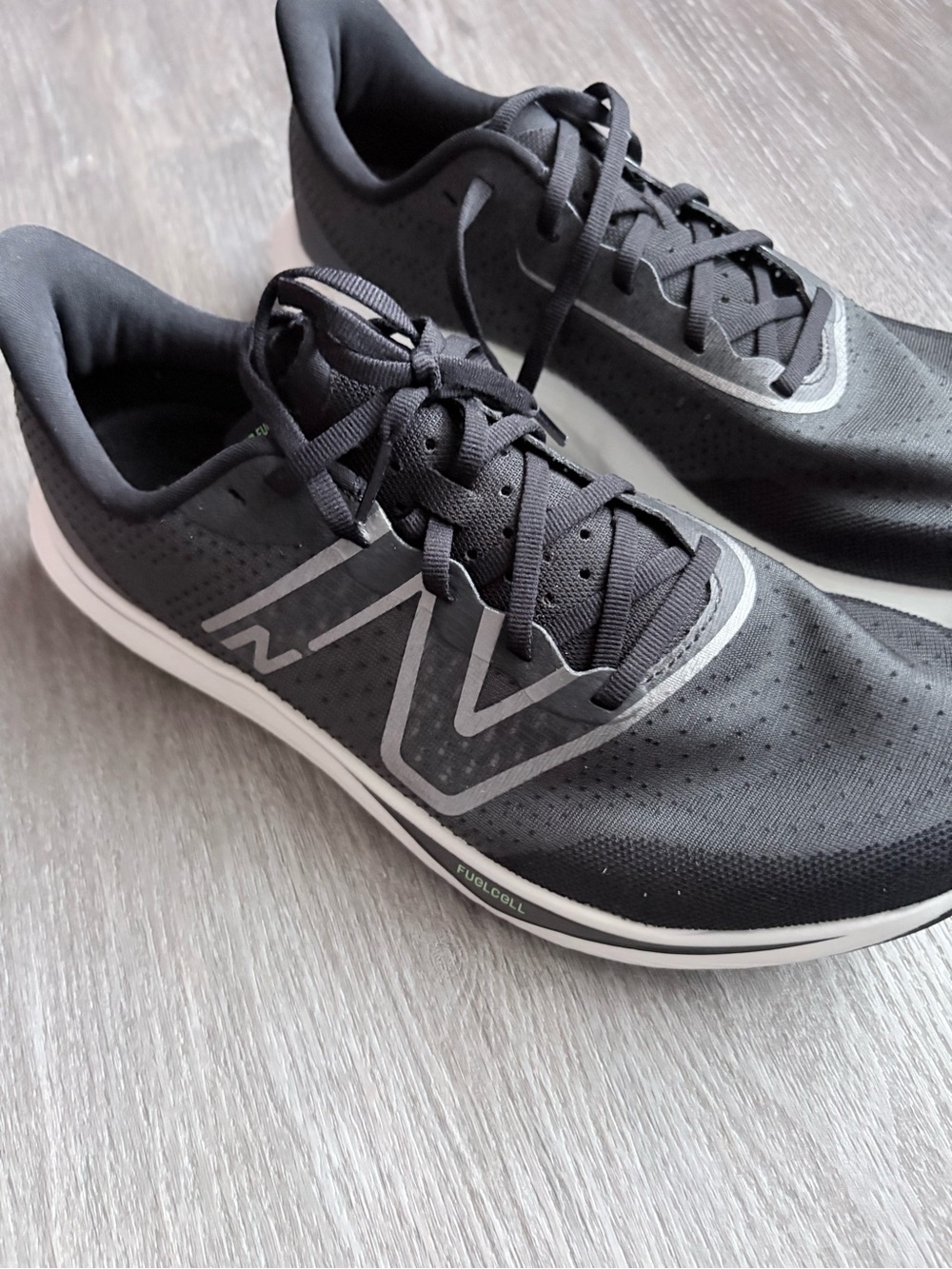 New Balance Black and White Women's Lightweight Training Sneakers